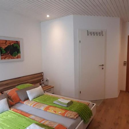 Bed and Breakfast Haus Sieben - Singer Lydia Kotschach-Mauthen Esterno foto